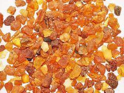 JANTAR BALTICKÝ fosilní pryskyřice, nazývaná amber Je vykuřovadlo užíváné pro silnou očistu, hodí se při dlouhých meditacích, proti stresu a únavě.