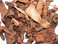 STYRAX - kůra  se považovala za významné magické kuřidlo, byl zasvěcen Hekaté, bohyni kouzelnic a čarodějnic, spaloval se k podpoře magických rituálů, podporoval věštění a vize, spirituální schopnosti