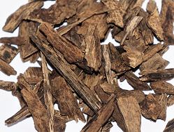 Agarwood -  ORLÁŘKA DRAHOCENNÁ Kyara Grade oud, orličín je jedním z nejdražších vykuřovadel nejvíce tajemné a mysteriózní  pomáhá zvýšit duchovní rozvoj, pročišťuje astrální těla 