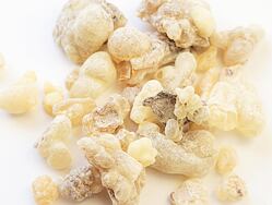 Kadidlo Hojari/Hougari Amber – ománská pryskyřice olibanum pro vykuřování a meditaci