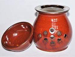VYKUŘOVACÍ PÍCKA a AROMALAMPA, červenohnědá vhodná k jemnému pálení vykuřovadla či zahřátí éterických olejů při aromaterapii