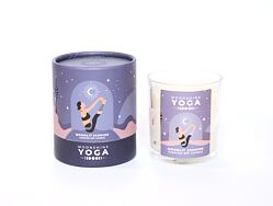 Svíce Moonshine Yoga, MOONLIT JASMINE, k podpoře vašich rituálů, jógové praxi, relaxaci a očistě