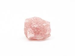 Surový růženín přírodní minerál