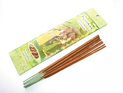 Vonné tyčinky - KRISHNA - vetiver a cedrové dřevo přírodní vonné tyčinky, agarbathi vhodné k provonění prostoru s ušlechtilou vůní