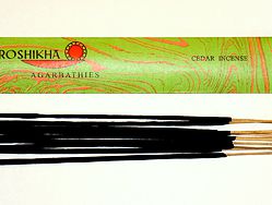 AUROSHIKHA Cedar  přírodní vonné tyčinky, agarbathi vhodné k provonění prostoru s ušlechtilou vůní