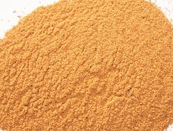 SANTÁLOVÉ DŘEVO - prášek  jako vykuřovadlo je sandalwood  považováno za  symbol životní síly, věří se, že jeho vůně zahání zlé duchy, dokáže očistit člověka od všech hříchů.