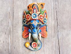 GANESHA maska, dřevo modrá, symbol požehnání, stability a duchovního vedení, podporuje začátky, přináší do prostoru klid a harmonii 