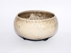 Kadidelnice keramická, RAKU miska II./slonová kost vykuřovací miska také kadidelnice je ohnivzdorná nádoba určená k pálení vykuřovadel