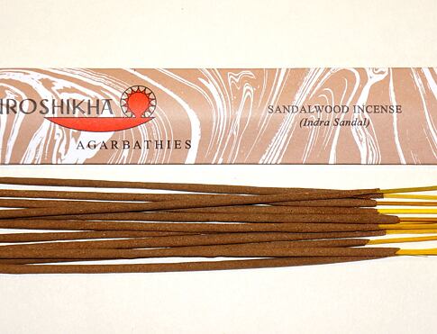 AUROSHIKHA Sandalwood  přírodní vonné tyčinky, agarbathi vhodné k provonění prostoru s ušlechtilou vůní