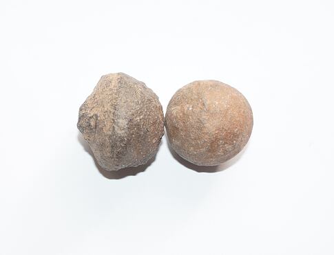 MOQUI MARBLES  „Hromové kuličky“ nebo také „Šamanské kameny" jsou pojmenovány podle Indiánů kmene Moqui, kteří obývali území Utahu