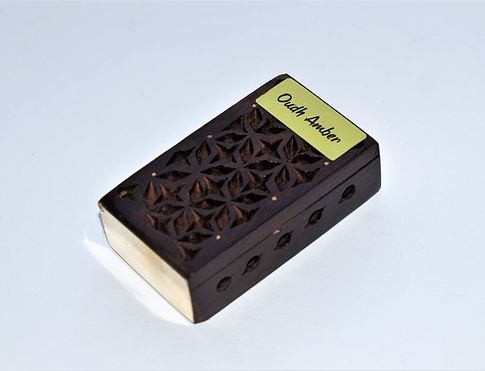 Přírodní tuhá esence - Oudh Amber