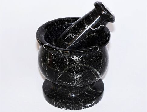 HMOŽDÍŘ kamenný 10cm - černý onyx slouží k rozdrcení a rozmělnění vykuřovadel, zhomogenizování vykuřovacích směsí