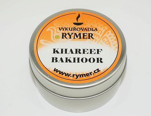 Khareef Salalah Bakhoor nebo bakhor, bakhur, oud je vykuřovací směs s omamnou orientální vůní jež harmonizuje energie a přináší povznesenou náladu, parfém ve vykuřovadle