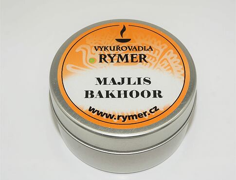 Majlis Bakhoor nebo bakhor, bakhur, oud je vykuřovací směs s omamnou orientální vůní jež harmonizuje energie a přináší povznesenou náladu, parfém ve vykuřovadle
