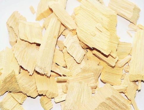 QUASIE Jako vykuřovadlo působí proti hmyzu, uklidňuje a rozšiřuje vědomí, hodí se při věštění a prohloubení jasnovidných schopností.