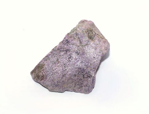 STICHTIT surový 