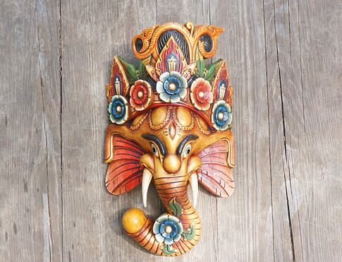 GANESHA dřevěná maska, béžová symbol požehnání, stability a duchovního vedení, podporuje začátky, přináší do prostoru klid a harmonii 