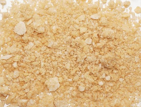 BORNEOL-natural (Borneo) jako vykuřovadlo čistí atmosféru od naprosto všech negativních vibrací, uklidňuje, působí proti depresím, úzkostem a strachu.