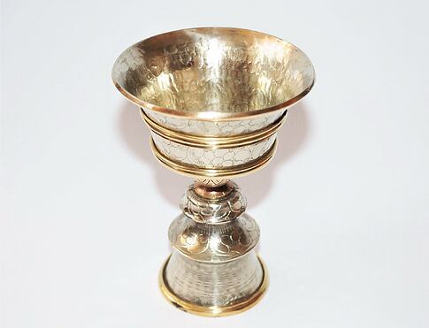 KADIDELNICE -  KALICH /stříbrná patina / 1. vykuřovací miska také kadidelnice je ohnivzdorná nádoba určená k pálení vykuřovadel
