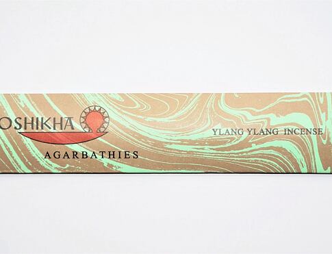 Vonné tyčinky - AUROSHIKHA Ylang Ylang přírodní vonné tyčinky, agarbathi vhodné k provonění prostoru s ušlechtilou vůní