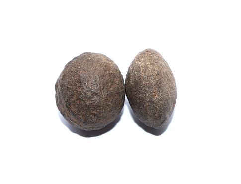 MOQUI MARBLES  „Hromové kuličky“ nebo také „Šamanské kameny" jsou pojmenovány podle Indiánů kmene Moqui, kteří obývali území Utahu