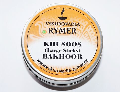 Khusoos Bakhoor (Large Sticks with Shells nebo bakhor, bakhur, oud je vykuřovací směs s omamnou orientální vůní jež harmonizuje energie a přináší povznesenou náladu, parfém ve vykuřovadle