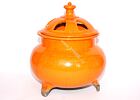Kadidelnice keramická, RAKU s pokličkou I./oranžová vykuřovací miska také kadidelnice je ohnivzdorná nádoba určená k pálení vykuřovadel
