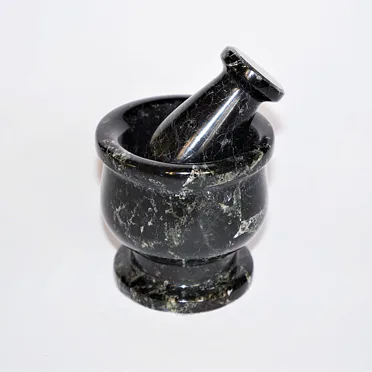 Kamenný hmoždíř z černého onyxu 8 cm