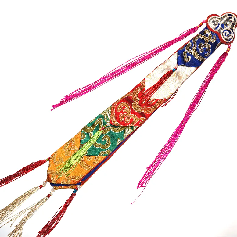 Buddhistický praporec vítězství symbol ochrany a duchovní síly