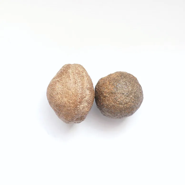 MOQUI MARBLES  „Hromové kuličky“ nebo také „Šamanské kameny" jsou pojmenovány podle Indiánů kmene Moqui, kteří obývali území Utahu