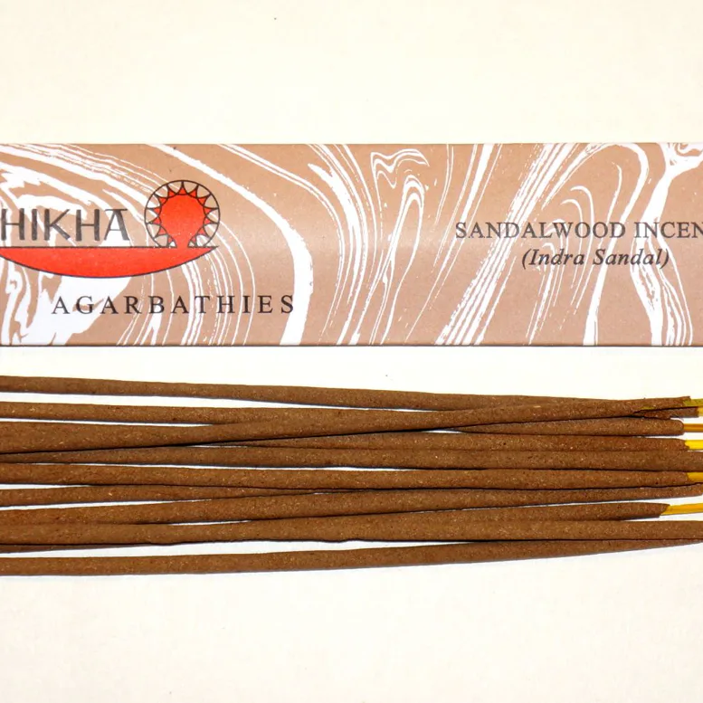 AUROSHIKHA Sandalwood  přírodní vonné tyčinky, agarbathi vhodné k provonění prostoru s ušlechtilou vůní