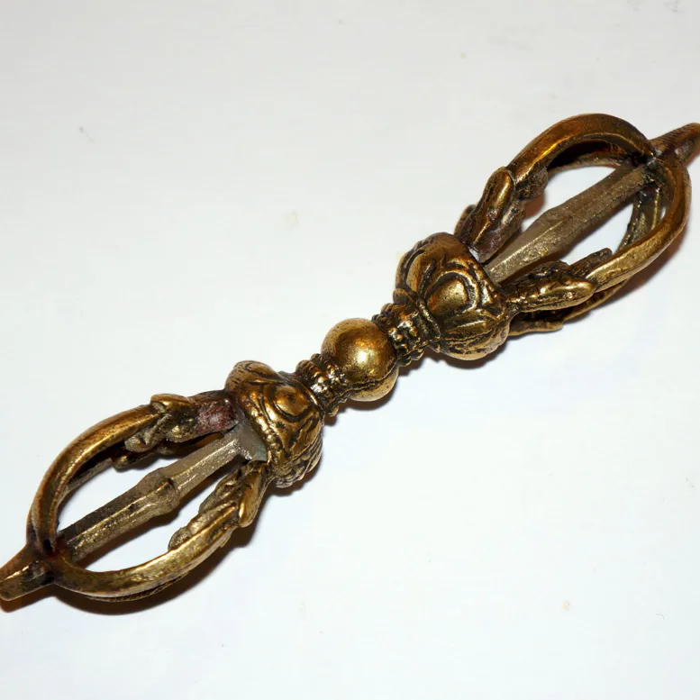DORDŽE, kov 15cm/ (čtyř paprskové)