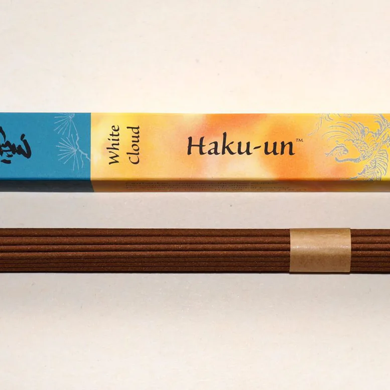 Vonné tyčinky - Daily Incense -  HAKU-UN, Shoyeido  luxusní vonné tyčinky s minimem kouře pro provonění prostoru a vytvoření relaxační atmosféry