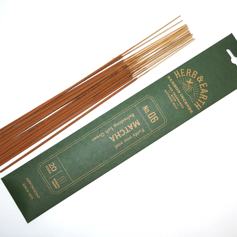 Vonné tyčinky - Herb and Earth MATCHA, Nippon Kodo  luxusní vonné tyčinky s minimem kouře pro provonění prostoru a vytvoření relaxační atmosféry