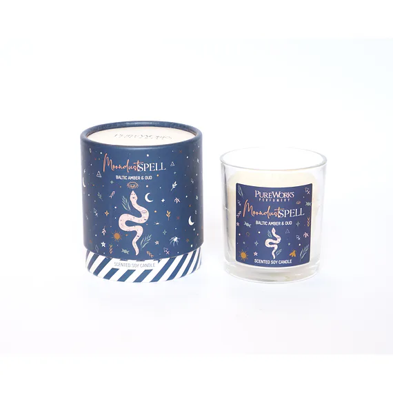Svíce Magic, MOONDUST SPELL ( Baltic Amber and Oud ) relaxační svíce ze sojového vosku, k provonění a harmonizaci prostoru 
