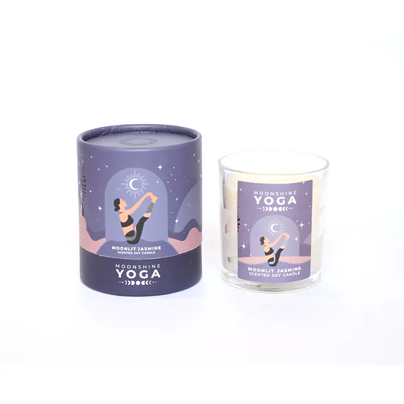 Svíce Moonshine Yoga, MOONLIT JASMINE, k podpoře vašich rituálů, jógové praxi, relaxaci a očistě