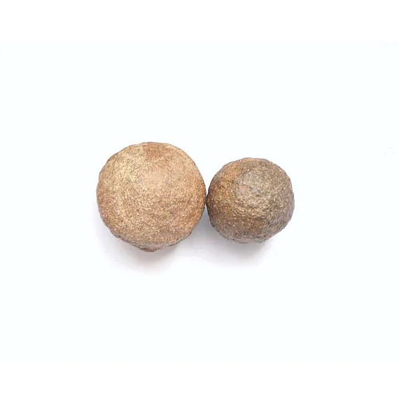 MOQUI MARBLES  „Hromové kuličky“ nebo také „Šamanské kameny" jsou pojmenovány podle Indiánů kmene Moqui, kteří obývali území Utahu